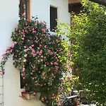 Gustl Apartamento